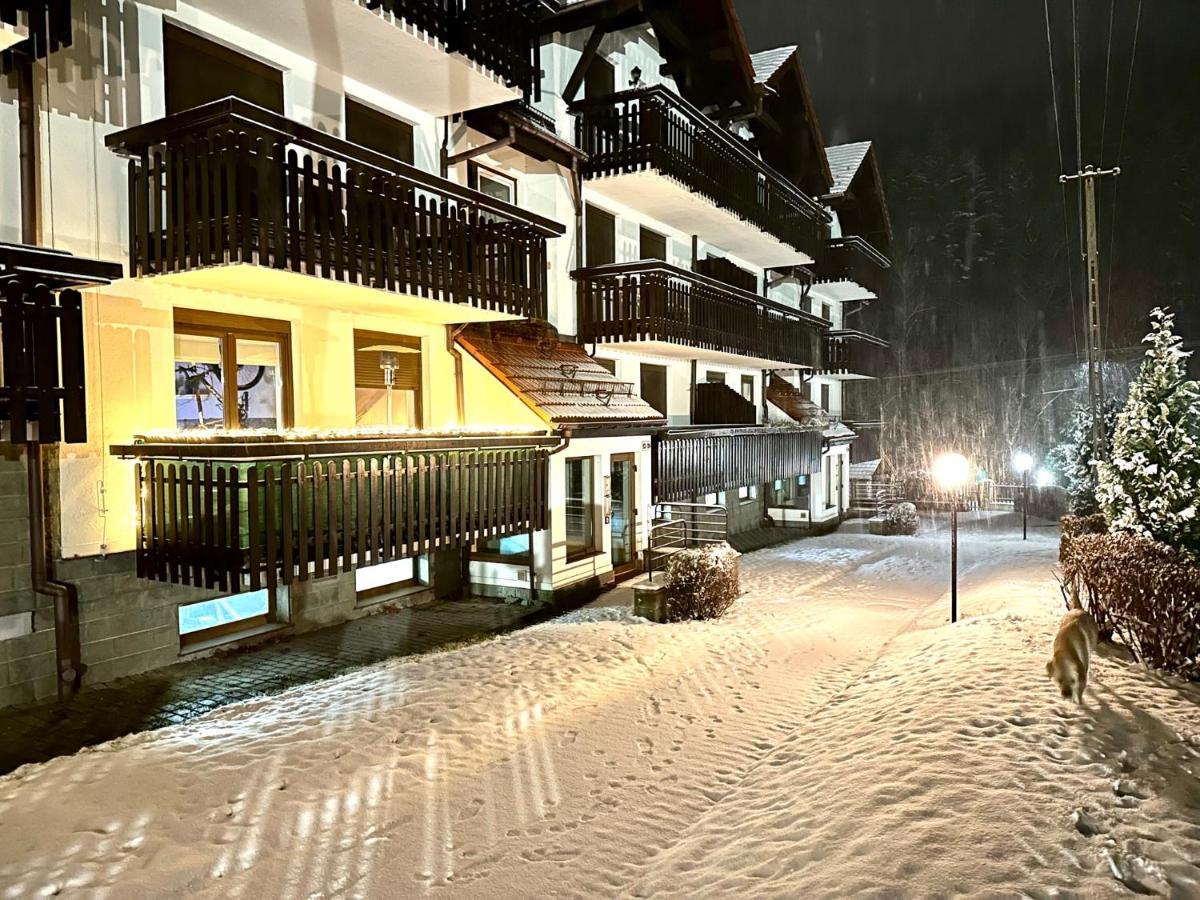 Champion'S Apartment Balkon Garaz Klima Szczyrk Ngoại thất bức ảnh